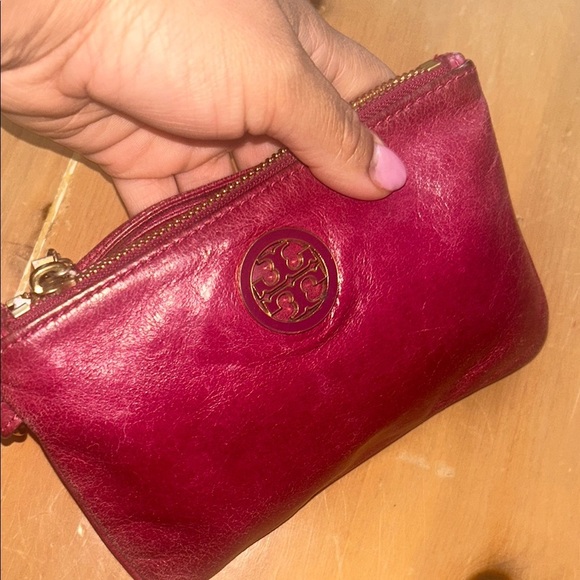 Tory Burch Pink Leather Wristlet - Picture 5 of 5